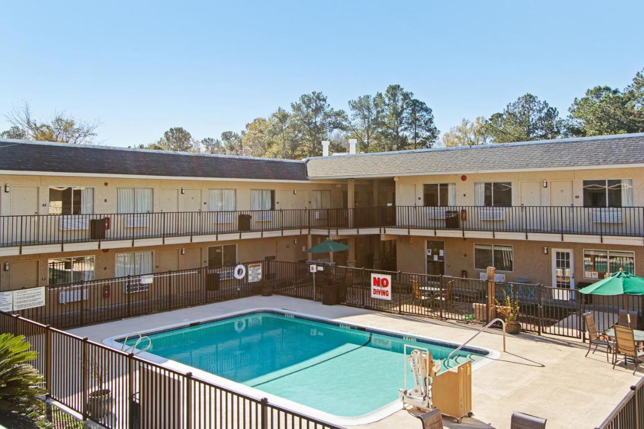 Capital O Hotel Richmond Hill/Savannah Area I-95 Экстерьер фото
