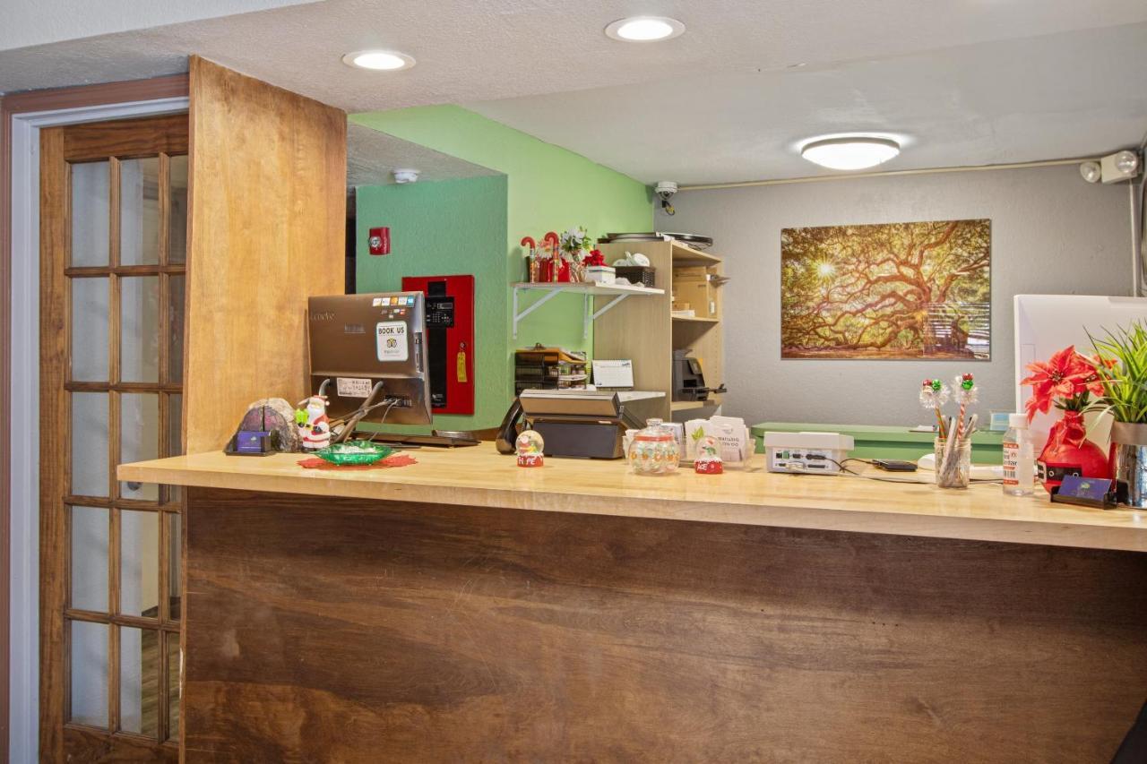 Capital O Hotel Richmond Hill/Savannah Area I-95 Экстерьер фото