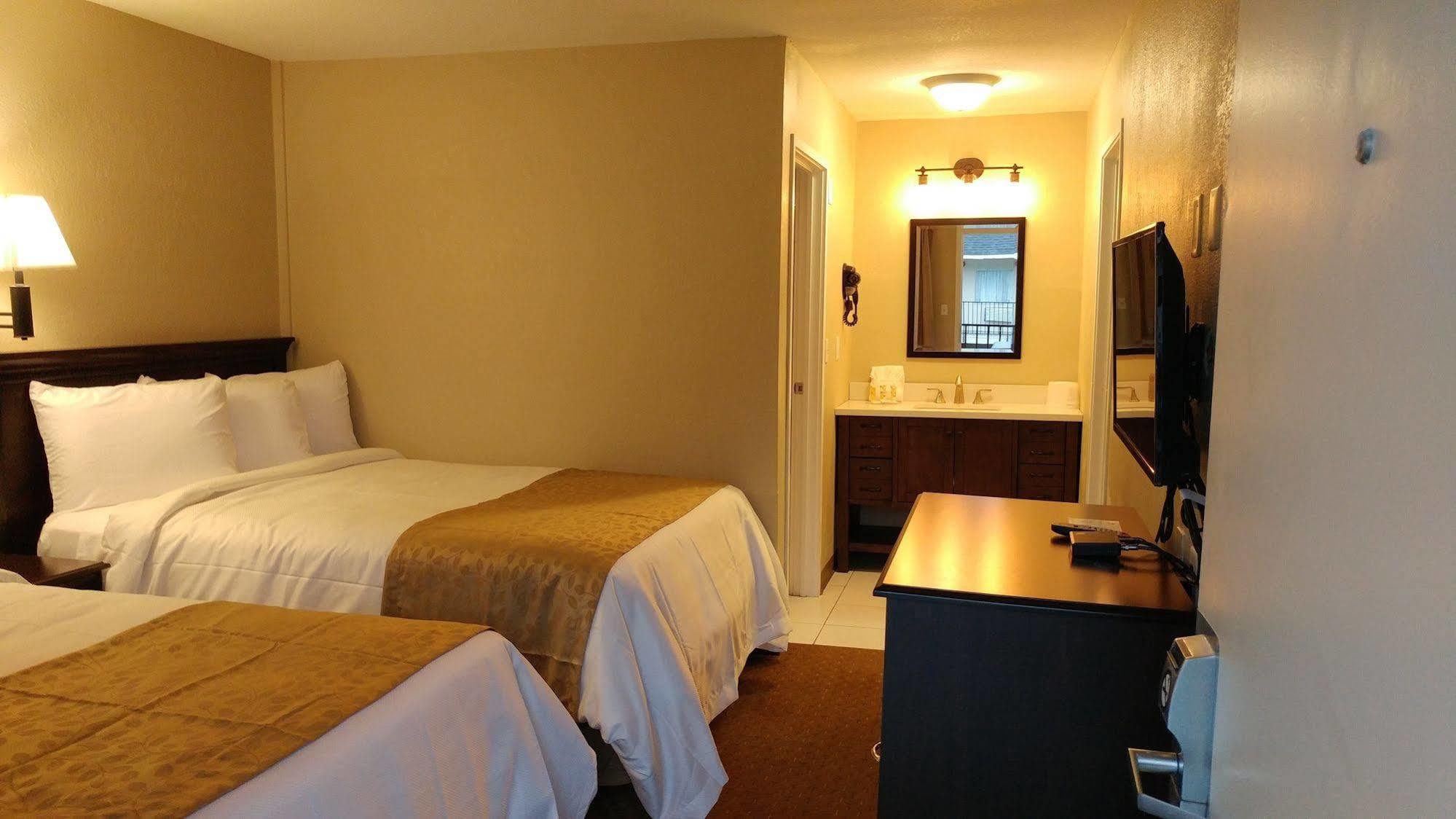 Capital O Hotel Richmond Hill/Savannah Area I-95 Экстерьер фото