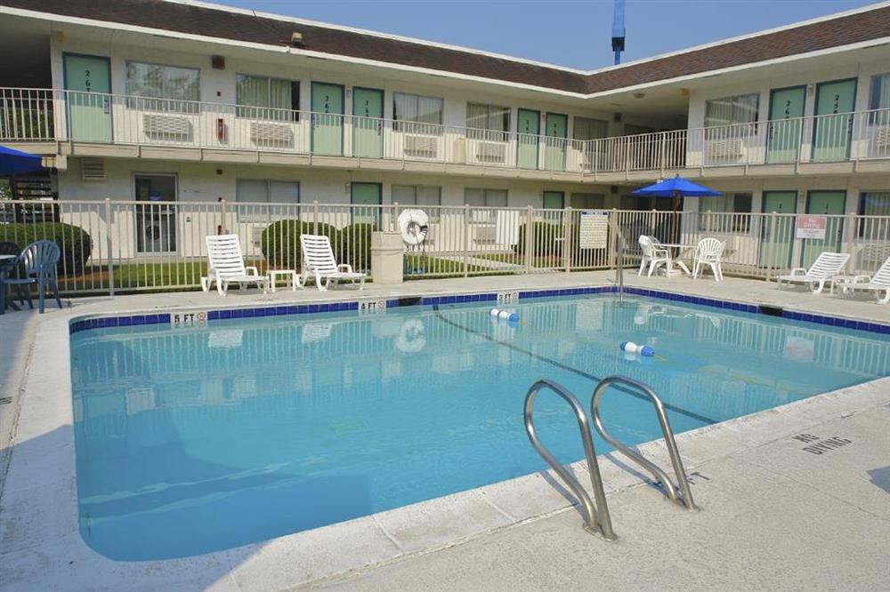 Capital O Hotel Richmond Hill/Savannah Area I-95 Удобства фото